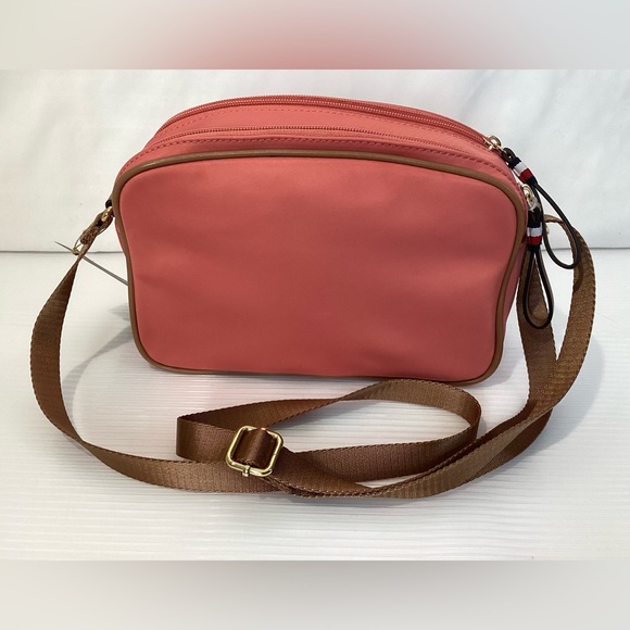 Tommy Hilfiger Purse Cross Body Color Salmon Zippers Multiple Pockets Te… - Picture 3 of 12